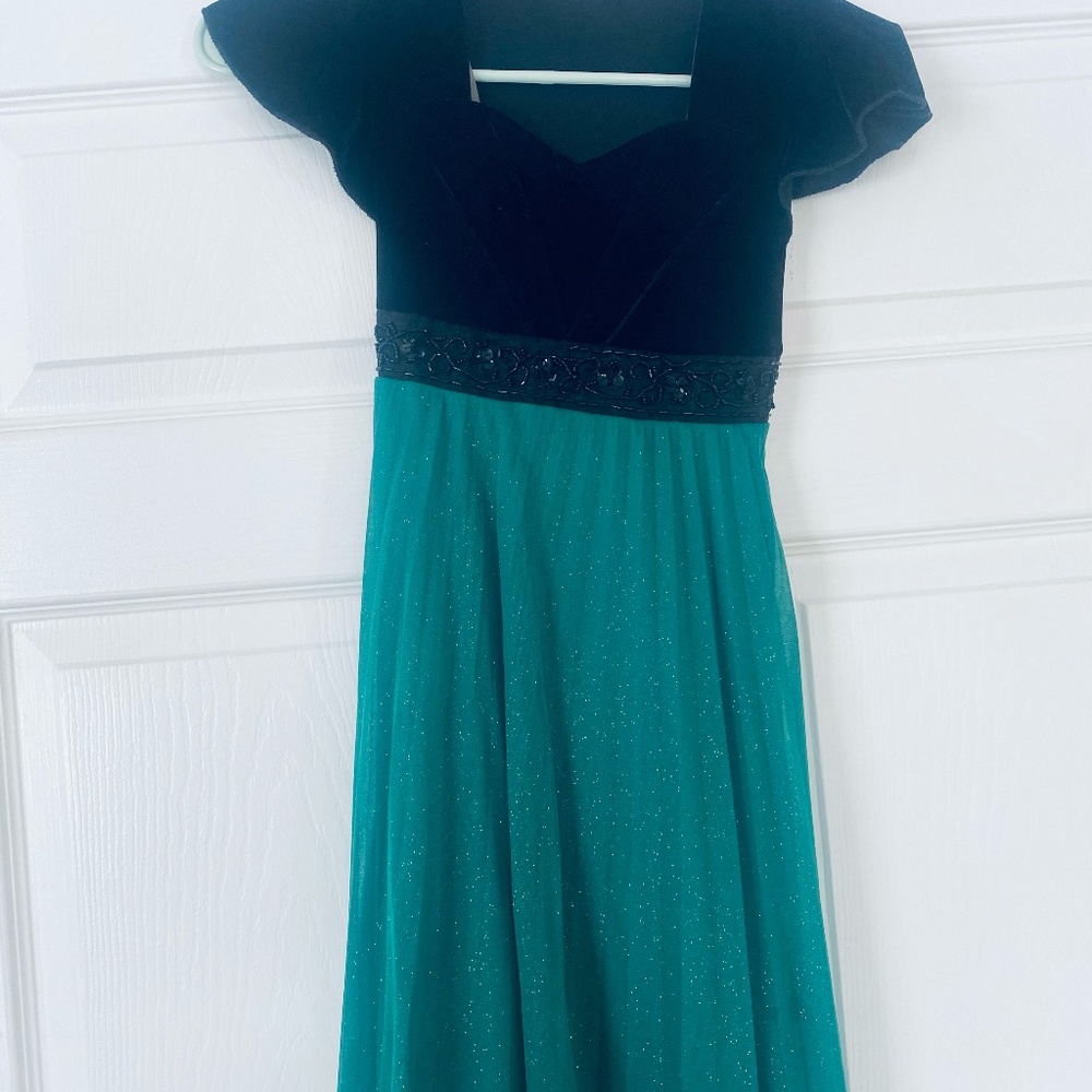 Girls Holiday Dress Christmas Green Black Seasonal Formal Dress